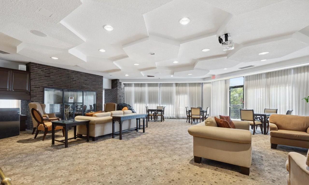 288 Mill Road #F17 - Photo 2 of 14