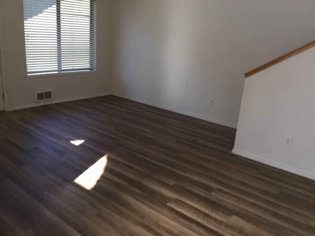 2012 Northeast Patterson Court - Photo 3 of 18