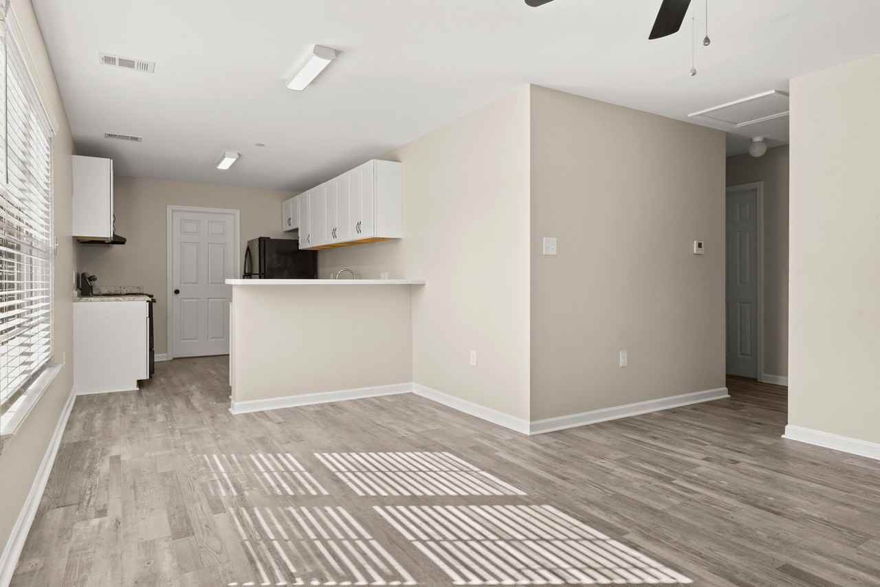 Cade's Lake - Photo 7 of 27