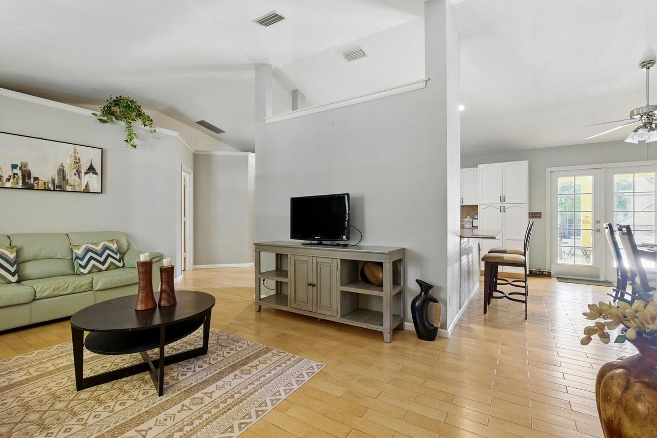 14846 61st Ct N #A - Photo 5 of 29