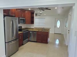 featured image of 516 Northwest 8th Court