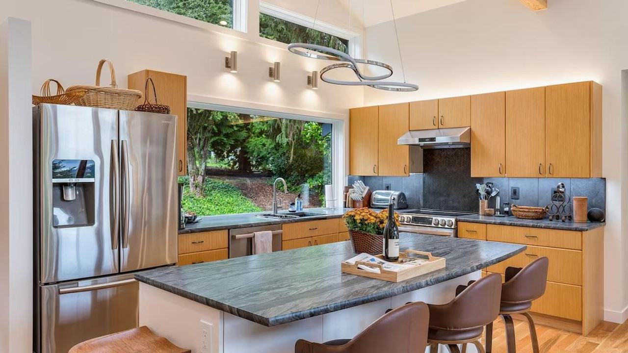 13006 Ne 149th St #1035872P - Photo 2 of 48