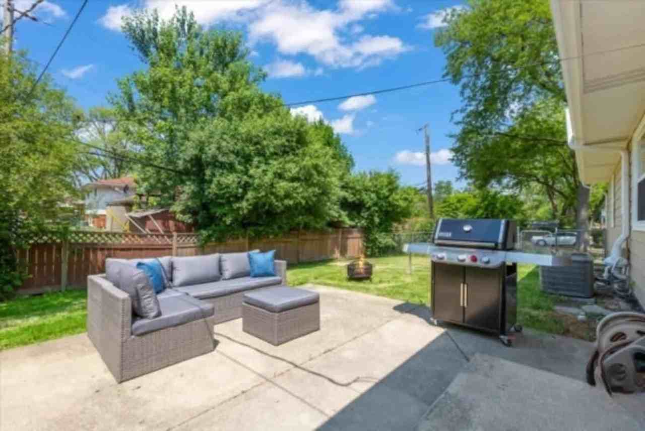 508 S Warrington Rd #1237896P - Photo 7 of 31