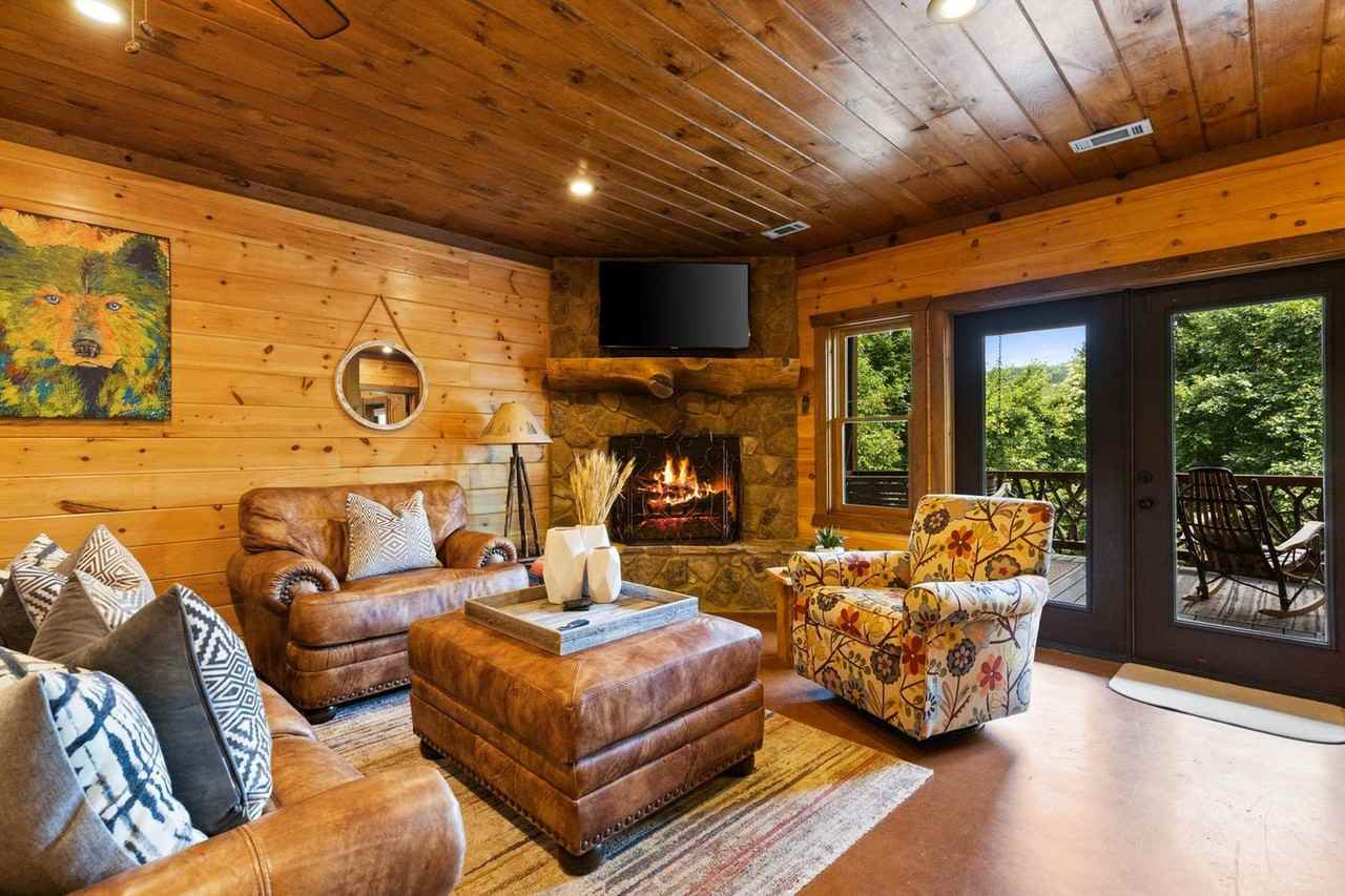 98 Shalom Ln #1252436P - Photo 2 of 50