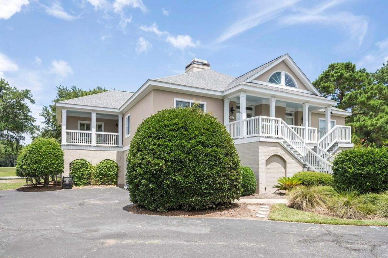 49 Collins Meadow Drive #1253367P - Photo 3 of 30