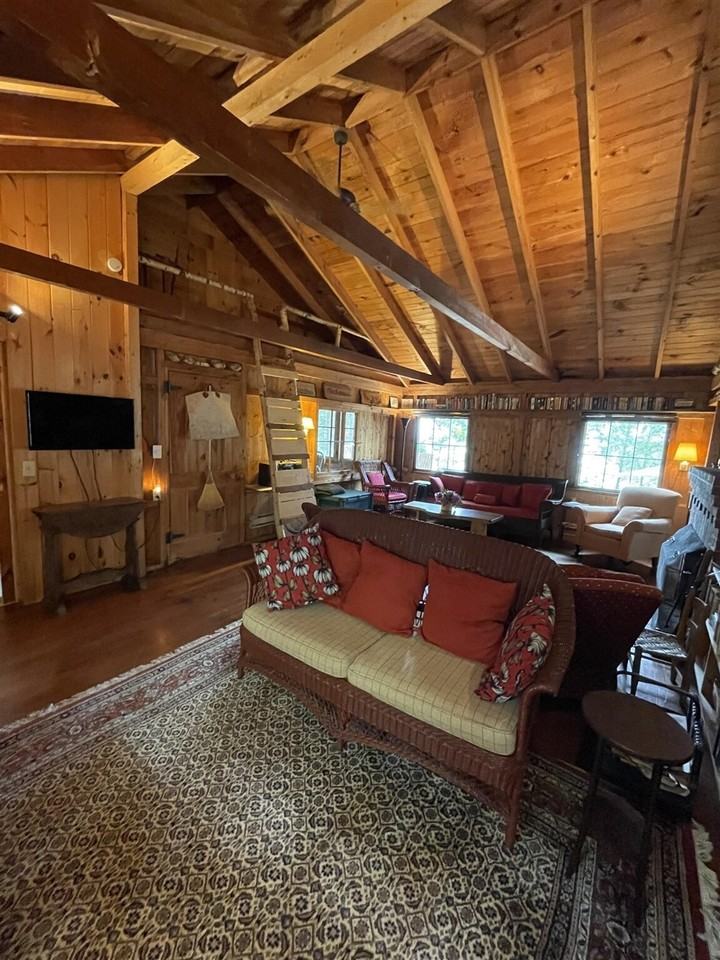 9 Long Point Rd #1255701P - Photo 3 of 22