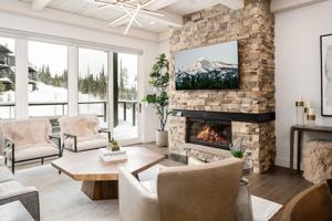 featured image of 66 Mountain Loop Rd