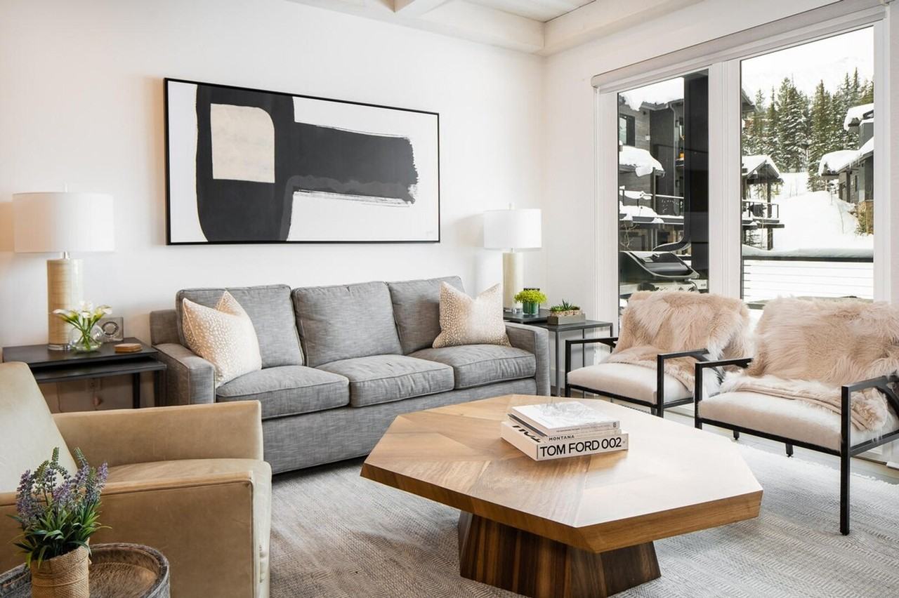 5 Wildwood Rd W #1255729P - Photo 3 of 37