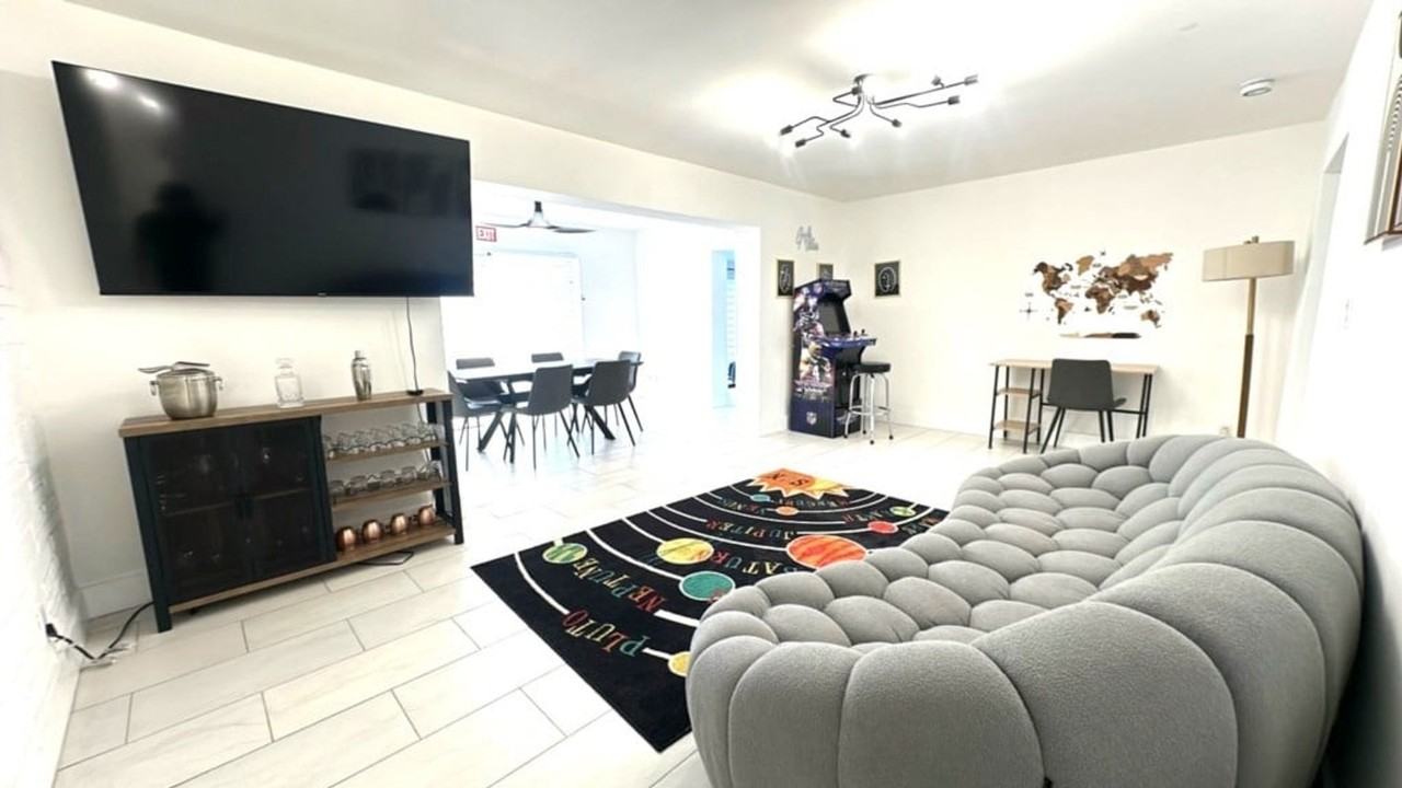 Cody St #1255744P - Photo 3 of 44