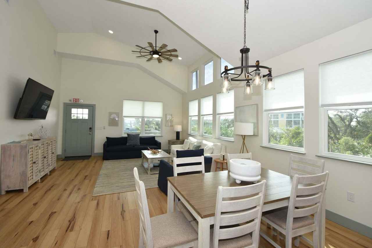 37 Atlantic Dr #1261604P - Photo 7 of 50