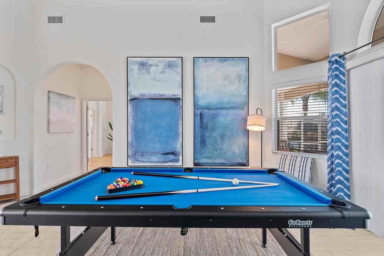 23 Claridge Ct N #1261609P - Photo 5 of 50