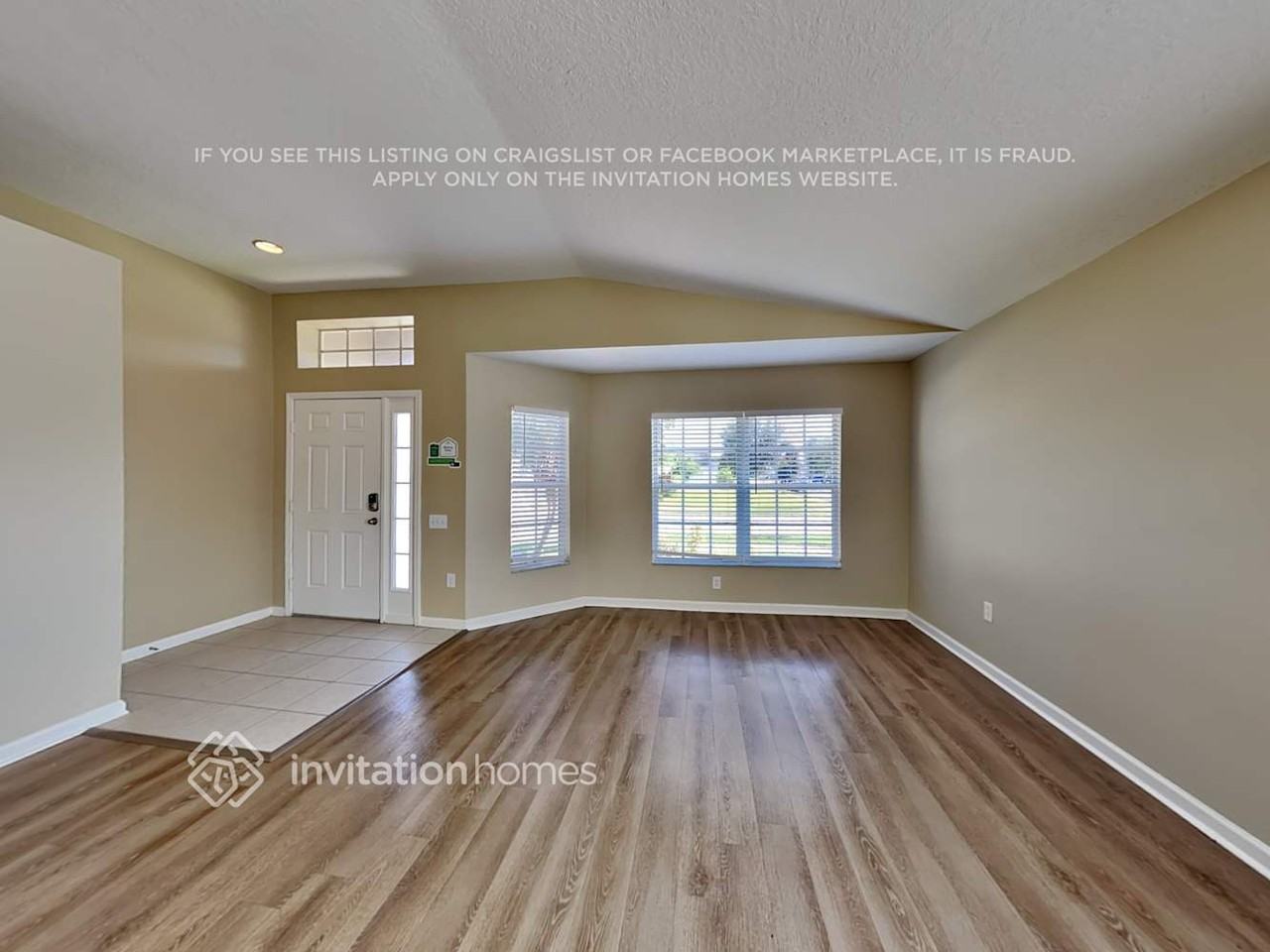 30401 Annadale Dr - Photo 3 of 20