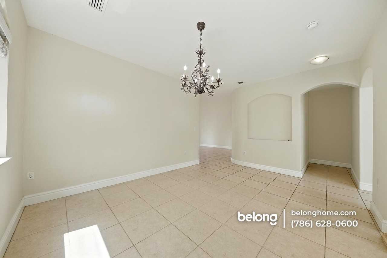 15386 Sw 21st Ln - Photo 5 of 27