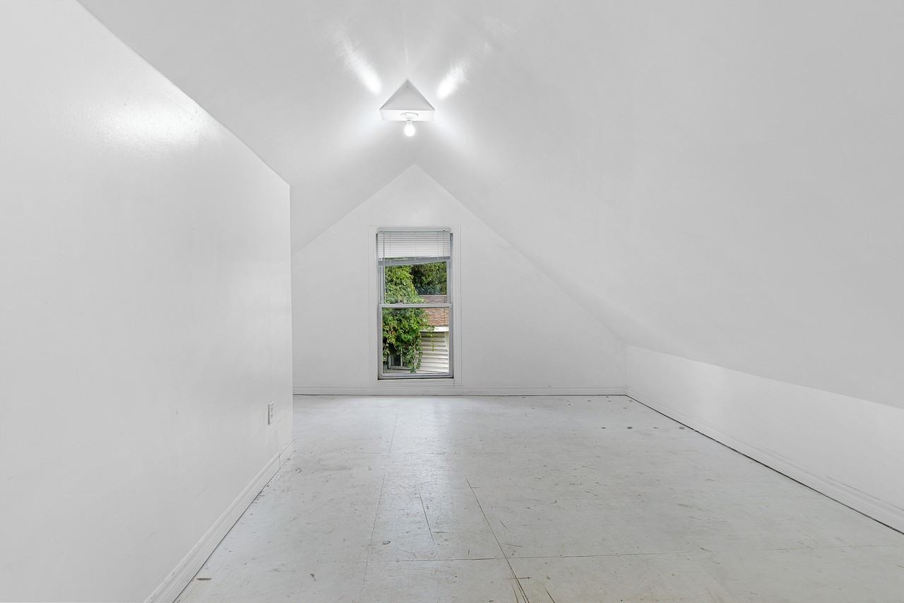 2-64 Neil Avenue - Photo 3 of 21