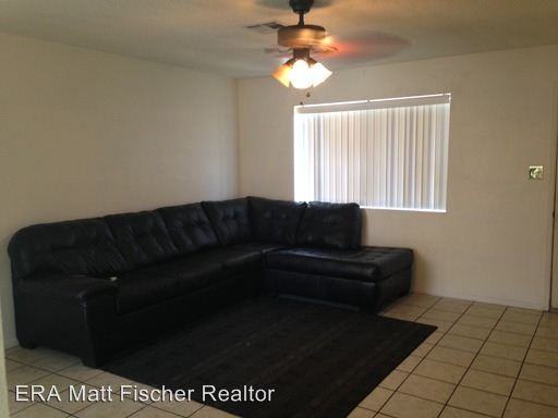 1941 S 45th Dr - Photo 2 of 13