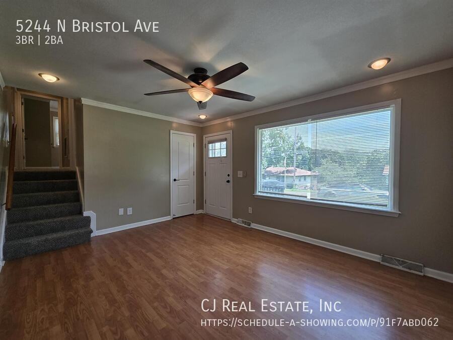 5244 N Bristol Ave - Photo 2 of 9