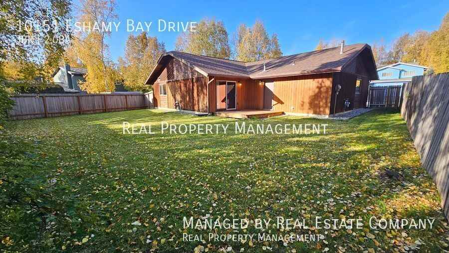 10151 Eshamy Bay Dr - Photo 2 of 25