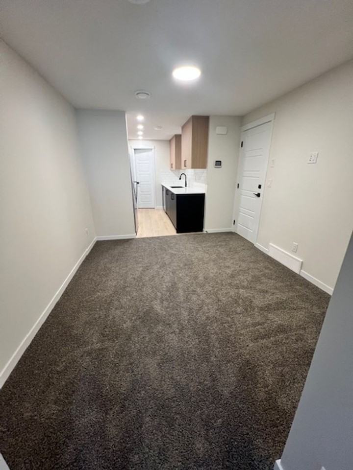 71 Wolf Hollow Street - Photo 2 of 24