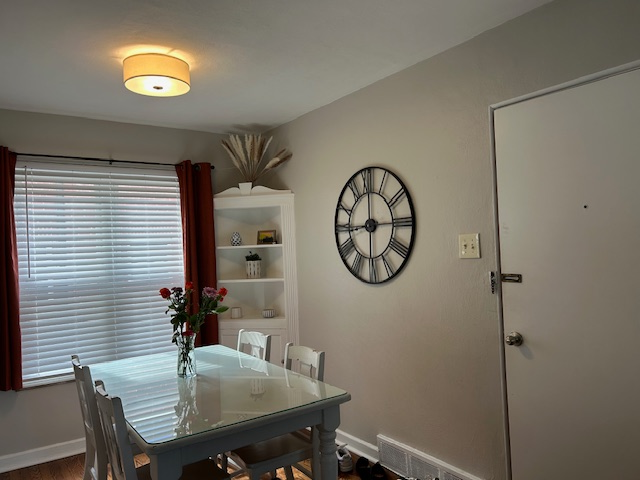 6219 Nagel Ave - Photo 4 of 25