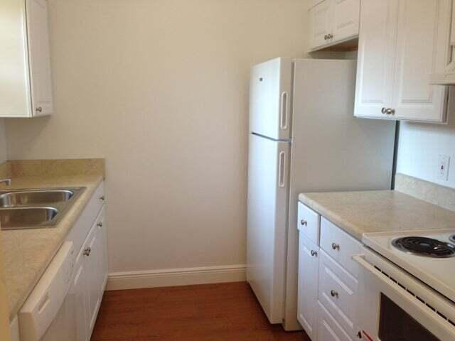 620 Cypress Club Way - Photo 2 of 5