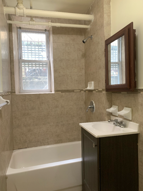 201 Claremont Ave #17 - Photo 7 of 13