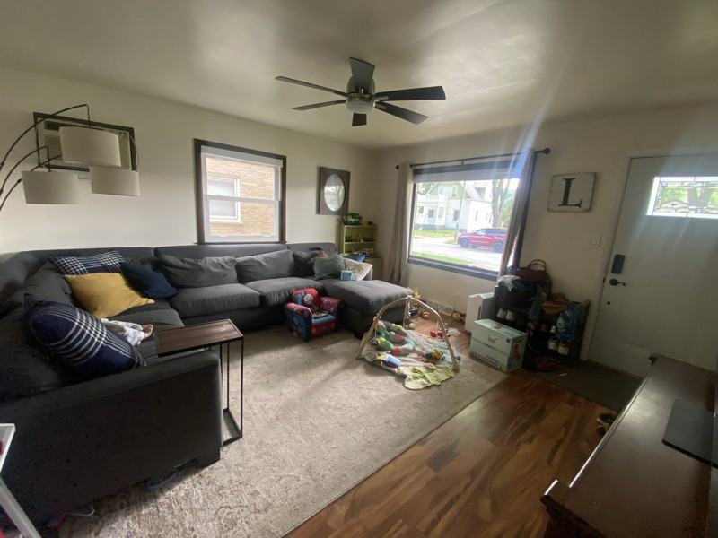 4672 N 126th St - Photo 3 of 4