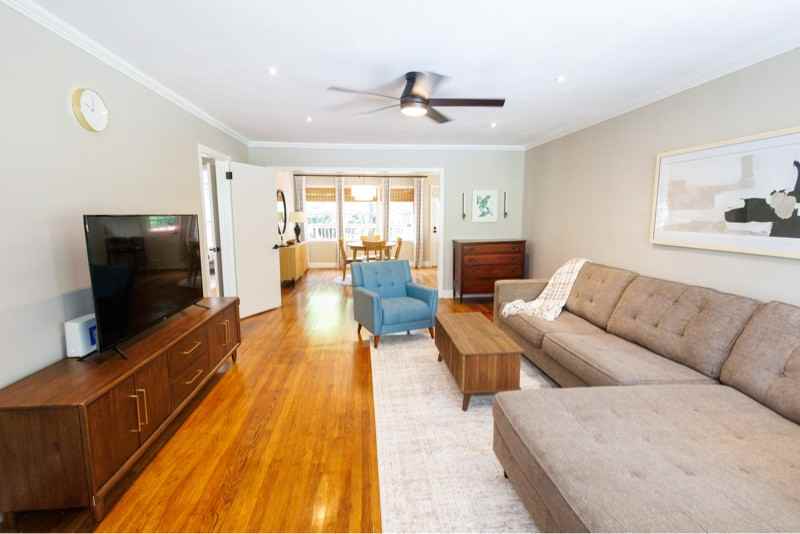 2190 Montrose Ave Sw #A - Photo 3 of 21