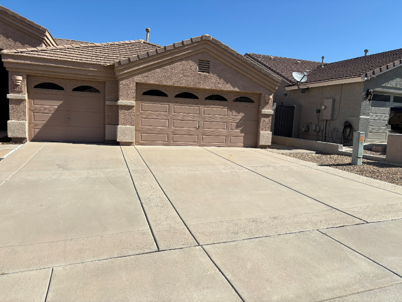 6354 W Rowel Rd - Photo 2 of 10