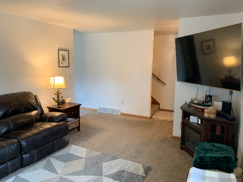 230 Joellen Dr - Photo 2 of 11