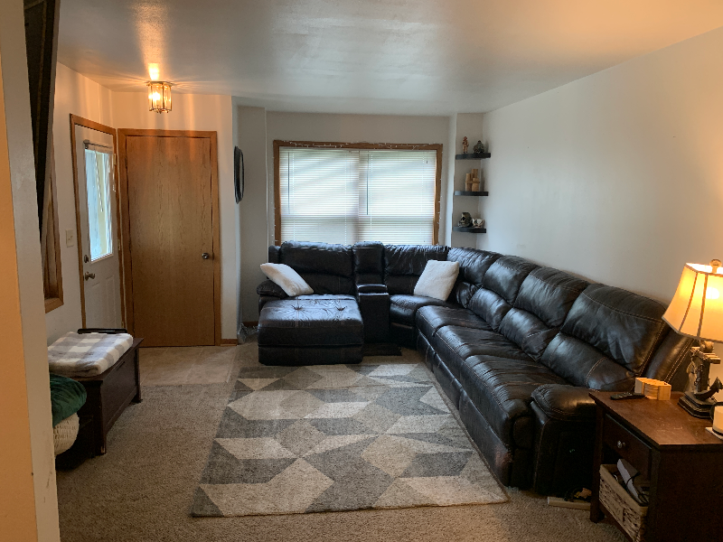 230 Joellen Dr - Photo 3 of 11