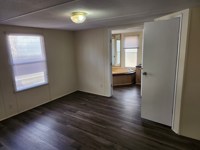 2721 Southbridge Rd - Photo 2 of 8