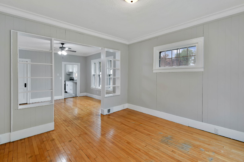 702 26th St N #1 - Photo 3 of 20