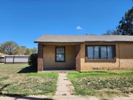 featured image of 218/220 E 9th St