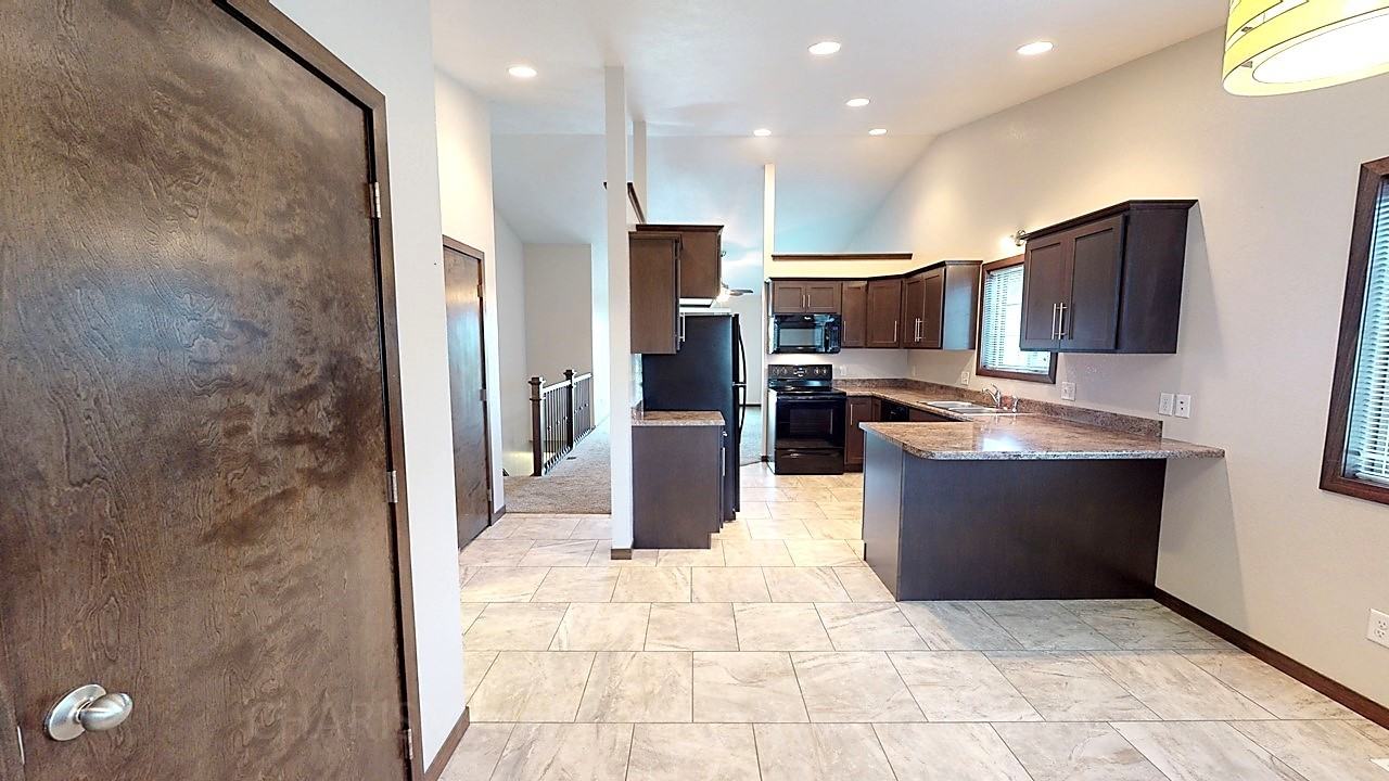 4228 N Pennsylvania Ave #4232 - Photo 2 of 20