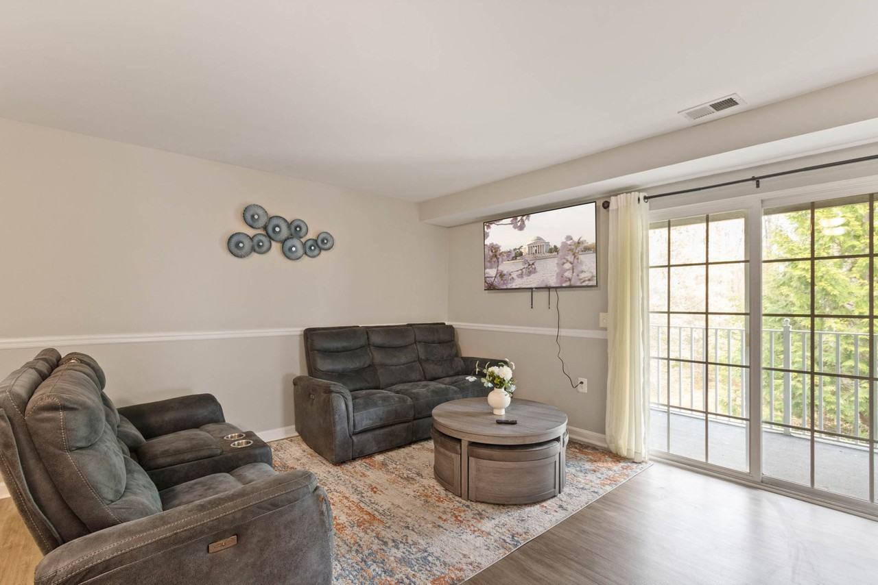 503 Garrison Woods Dr #313 - Photo 2 of 30