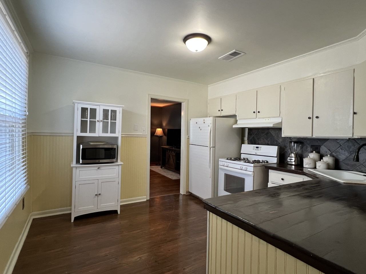 36 Maplewood Ln #NA - Photo 6 of 14