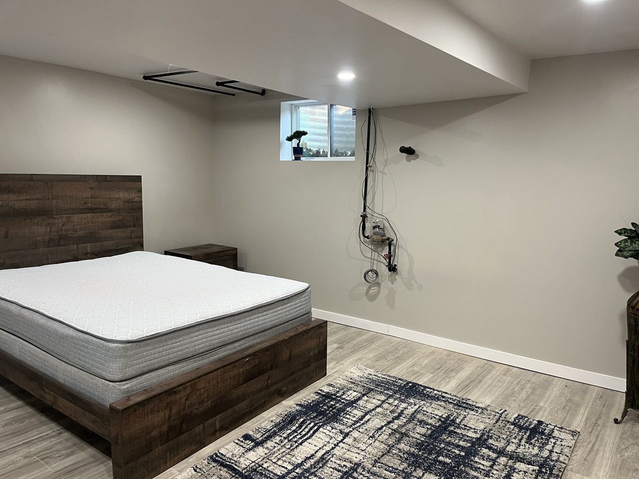 2519 N Pine St #NA - Photo 3 of 5