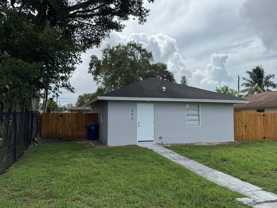 300 Nw 28th Way #NA - Photo 1 of 1