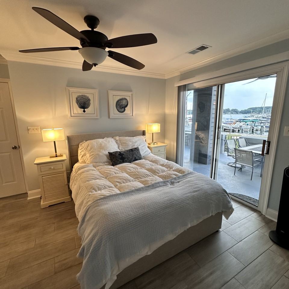 Vineyard Point Ln #18713 - Photo 4 of 30