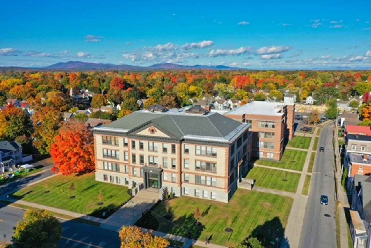 district425 - Photo 2 of 9