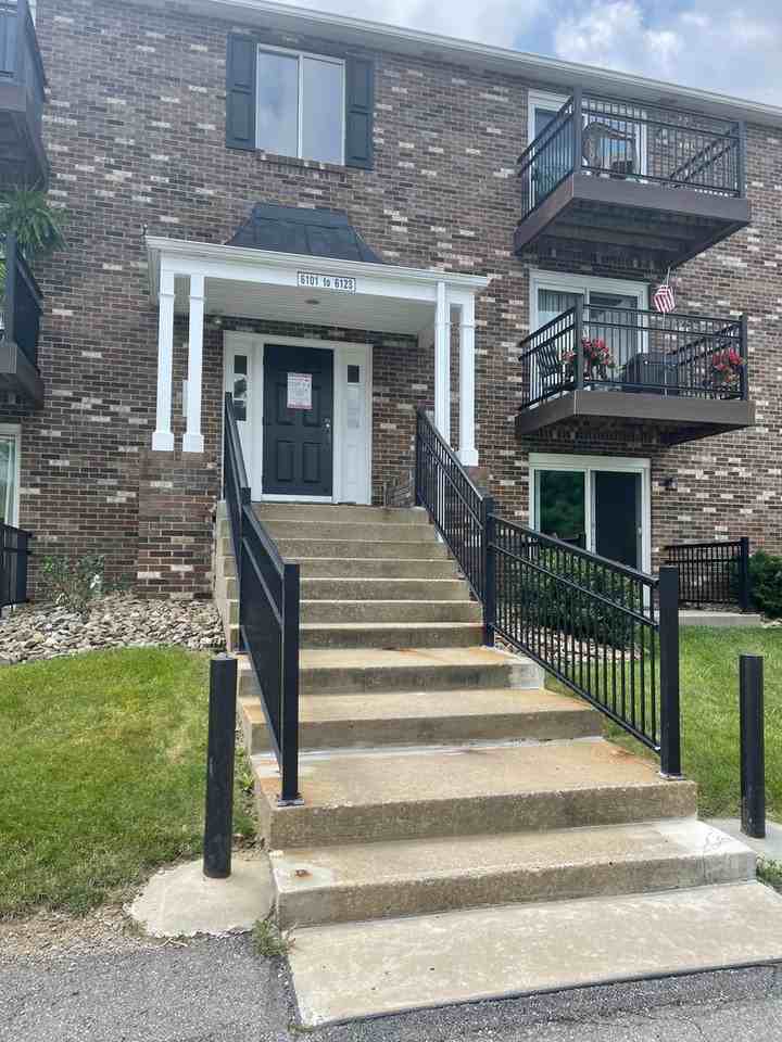 6101 Patrick Henry Dr - Photo 2 of 21