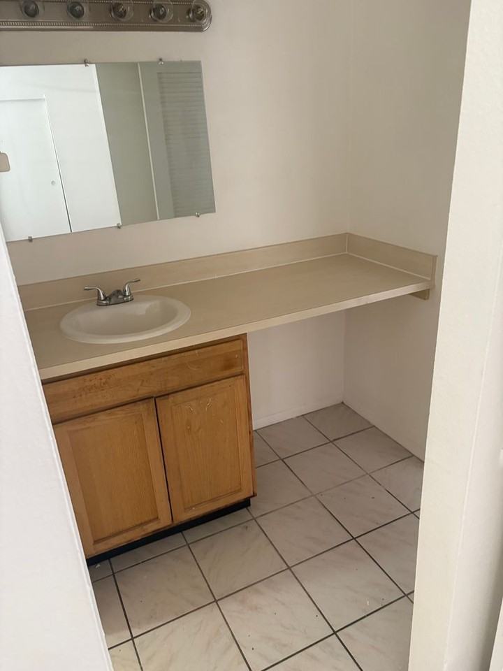 1347 Baywatch Loop #204 - Photo 6 of 7