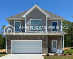 220 Ridgeview Cir - Photo 1 of 1
