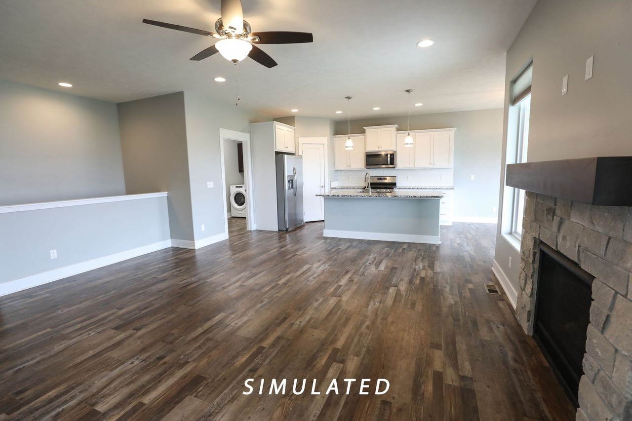 7818 Yankee Woods Dr - Photo 3 of 15