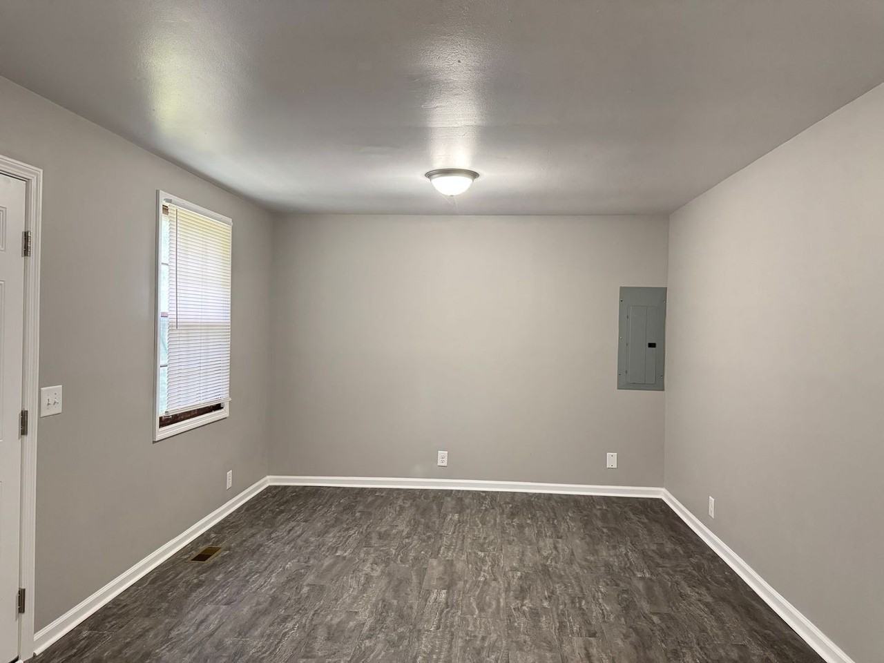 2213 Glory Dr - Photo 7 of 18
