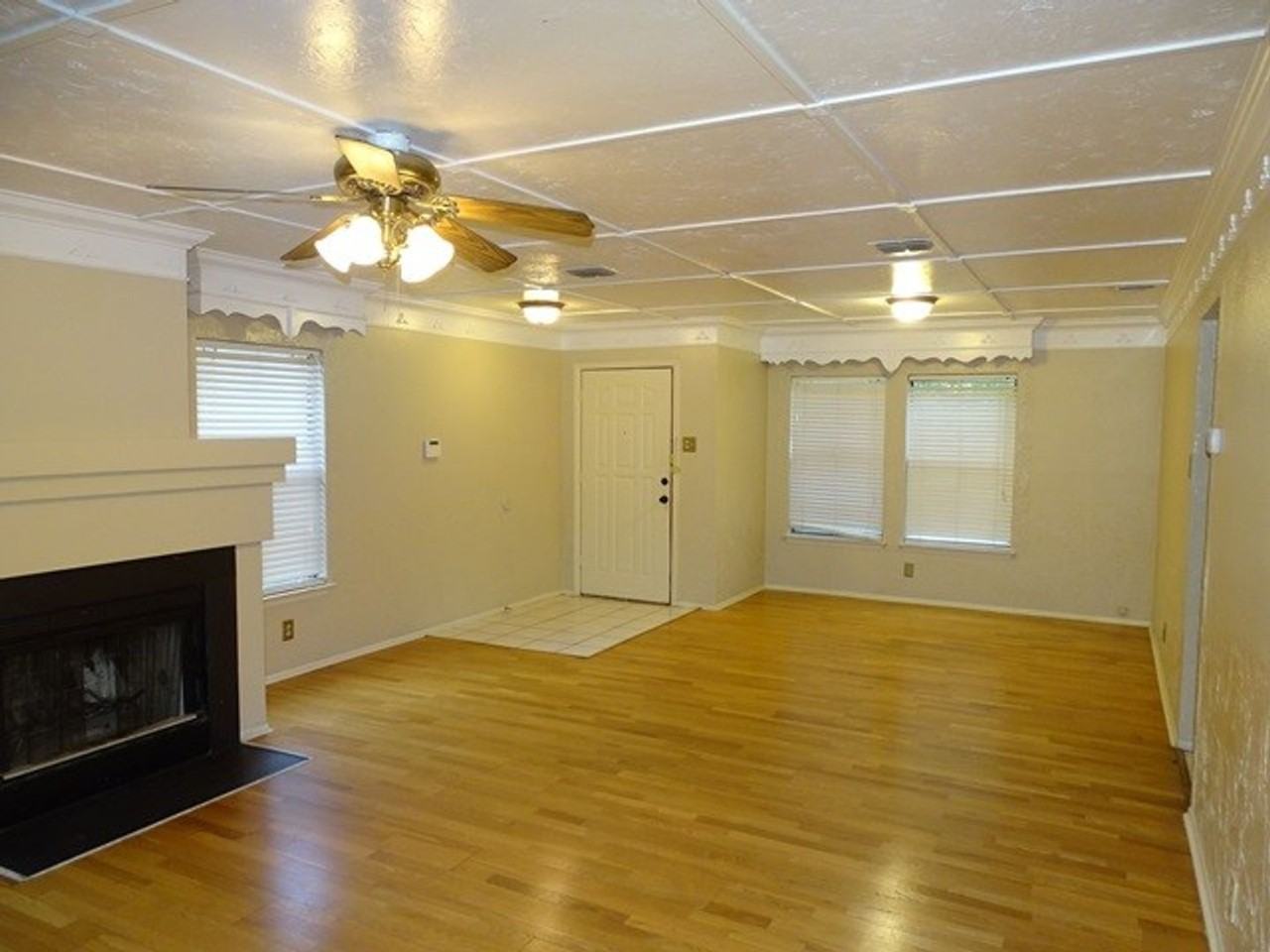 6859 Flaming Ridge Dr - Photo 6 of 26