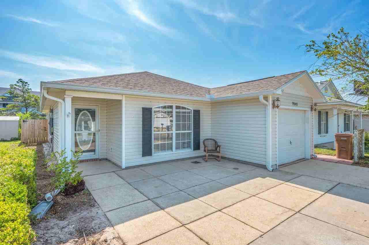 7648 Chablis Cir - Photo 3 of 38