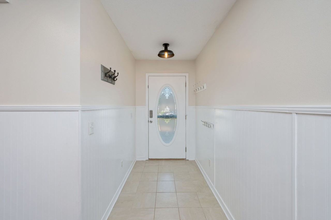 7648 Chablis Cir - Photo 5 of 38
