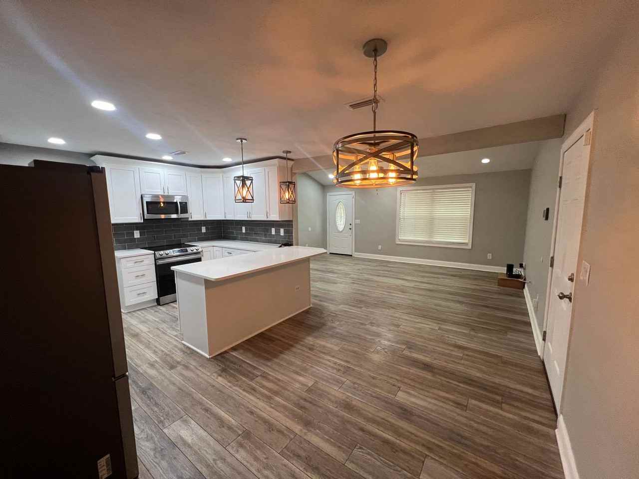 133 Blackhawk Dr - Photo 6 of 20