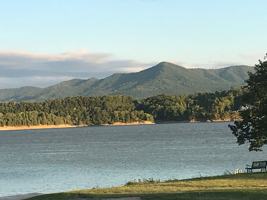 featured image of 1660 Canal Ln